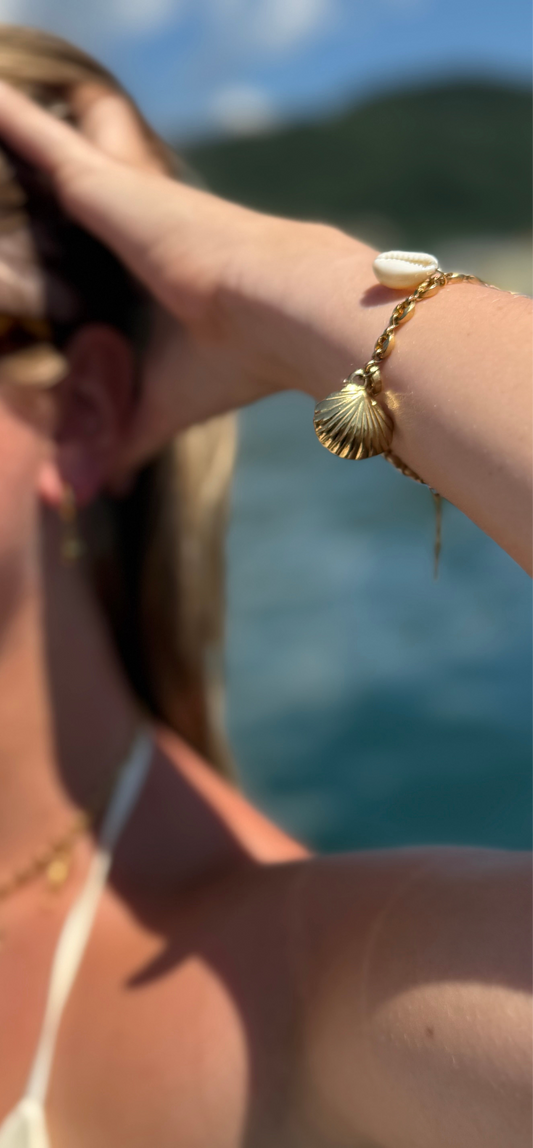 Aurelia Charm Armband – 18K vergoldeter Edelstahl, wasserdicht