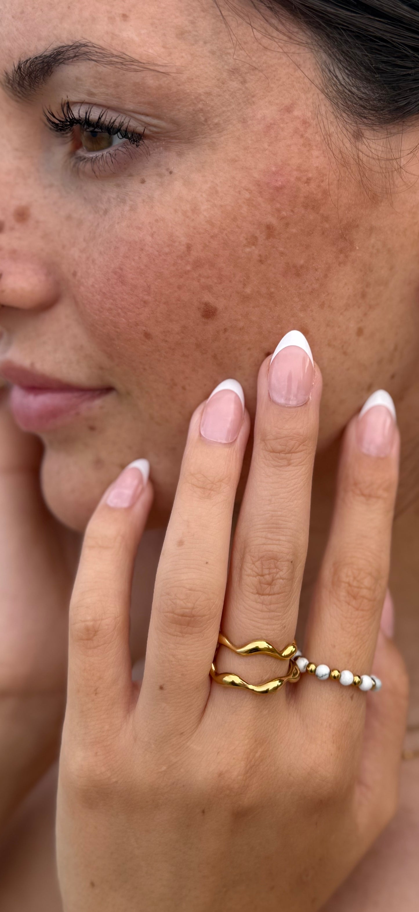 Aurea Wave Ring – 18K vergoldeter Edelstahl, wasserdicht