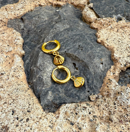 Conchita Hoops