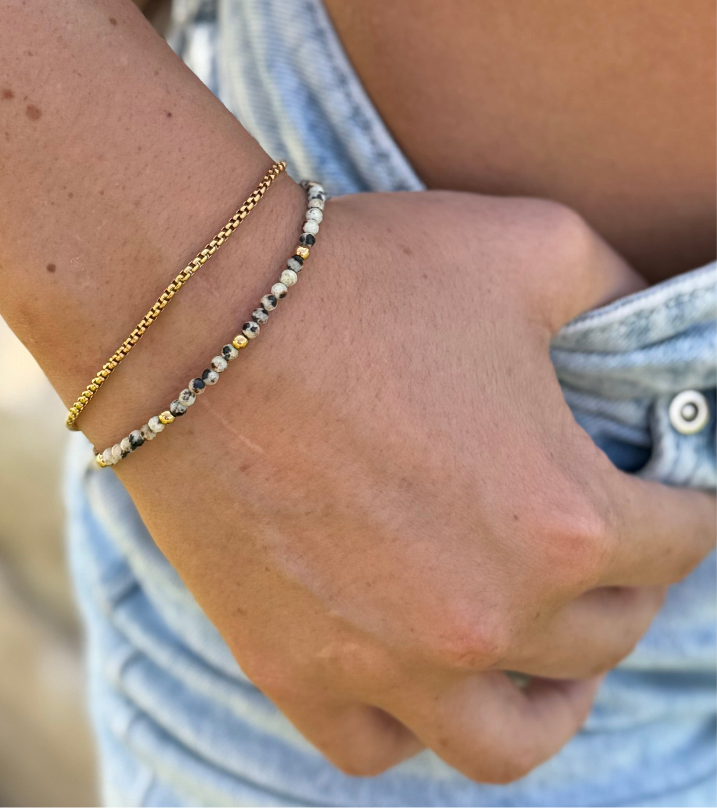 Dalmatia Bracelet am Handgelenk getragen