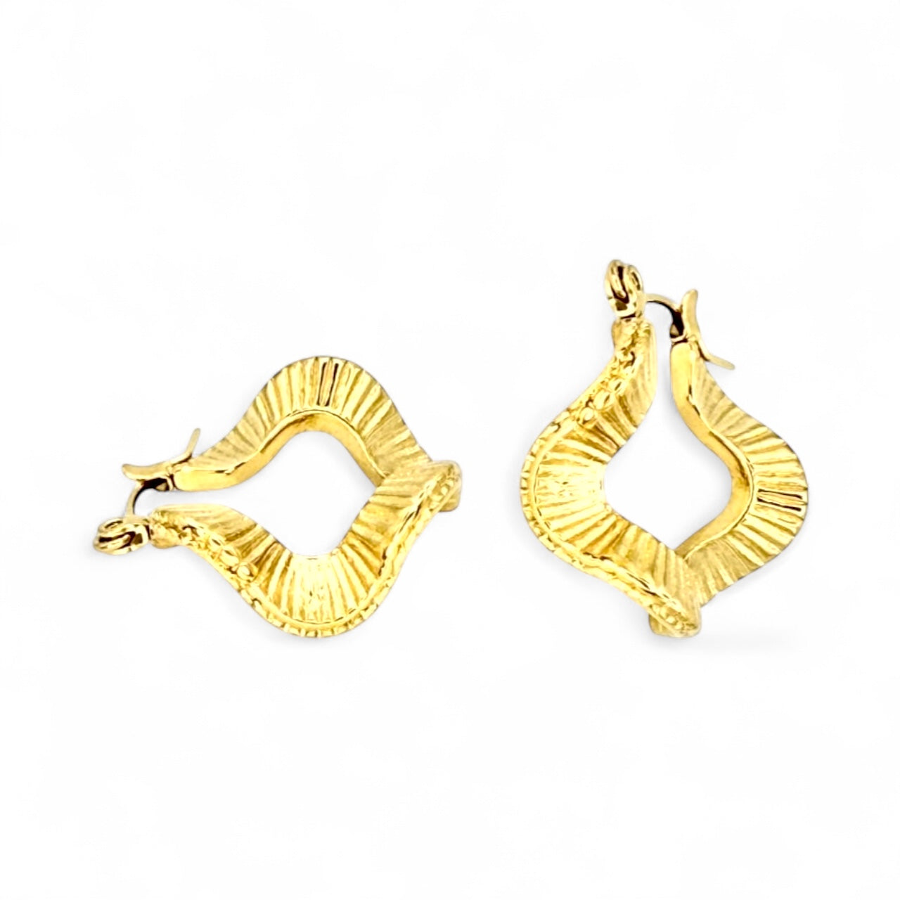 Velora Hoops skulpturale Statement-Creolen in Gold