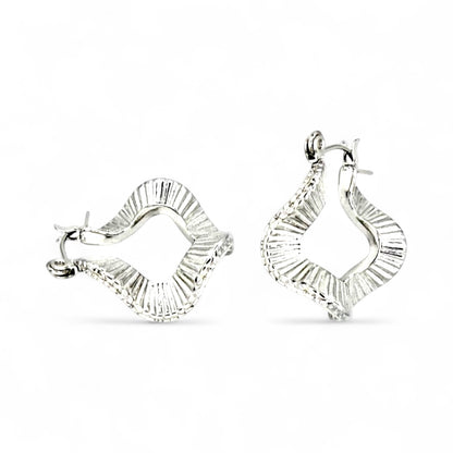 Velora Hoops skulpturale Statement-Creolen in Silber